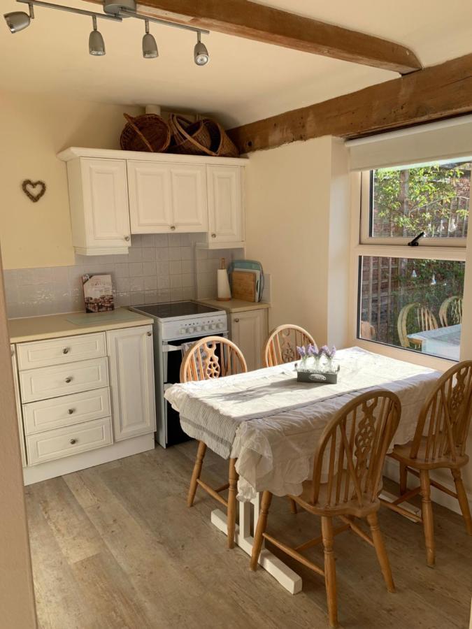 Bramble Cottage At Waingrove Farm 라우스 외부 사진